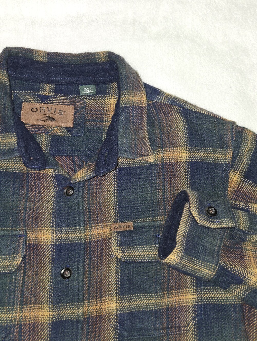 Orvis Mens Heavy Blanket Shirt Thick Flannel Button up sz XL Plaid With Pockets